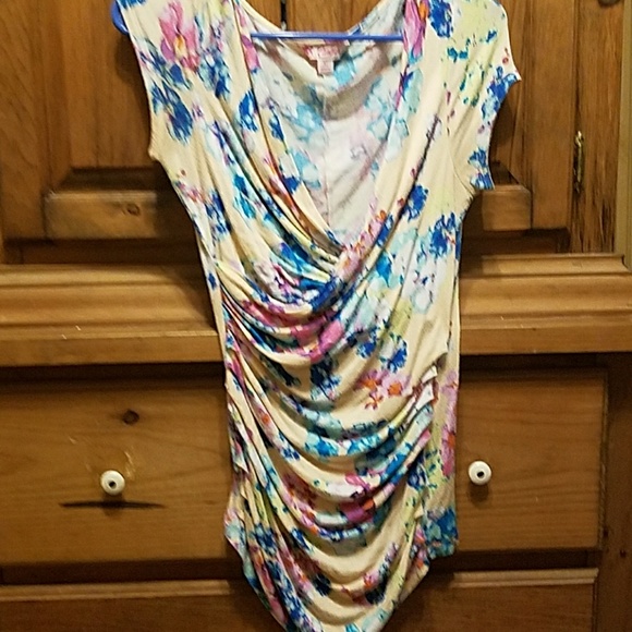 Floral shirt - Picture 2 of 2